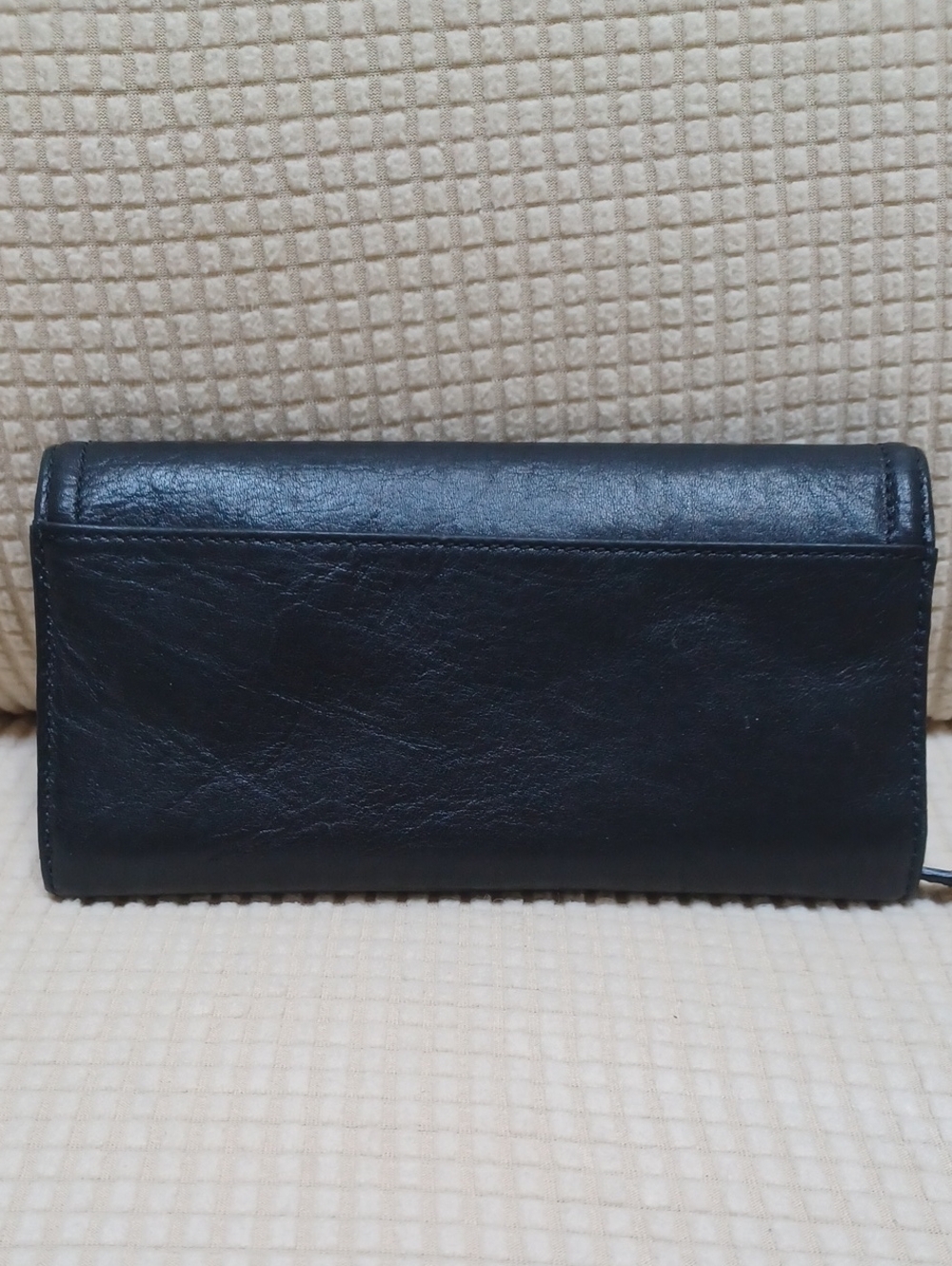 Vintage Coach Leather Tri-Fold Wallet - Picture 4 of 17